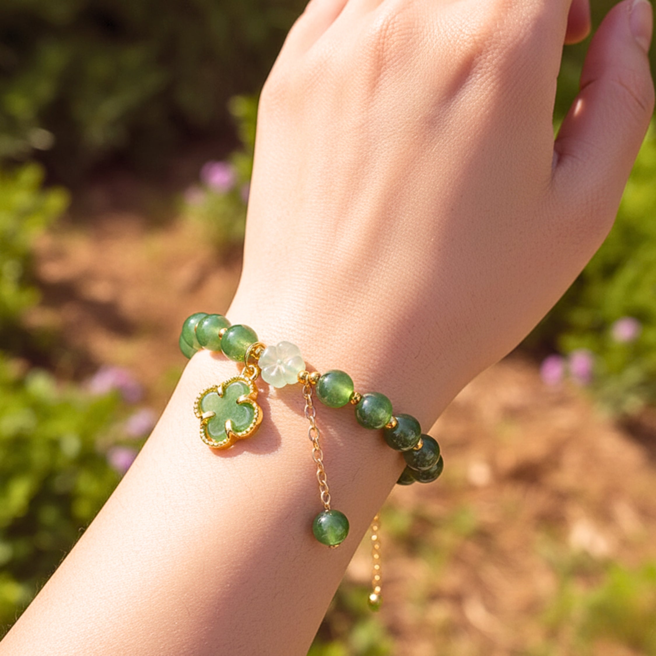 Four-Leaf Clover Green Beaded Bracelet - Gold PVD Stainless Steel
